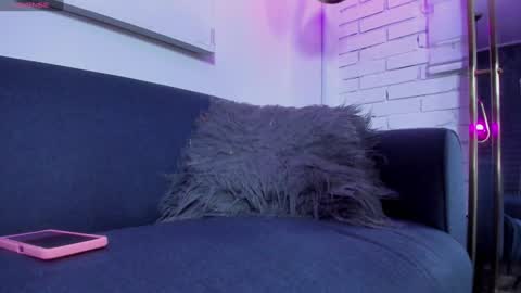 lily_waist online show from 02-03-25, 02:13