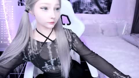 Lily online show from 02-25-26, 02:10