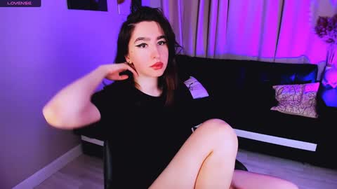 LILY online show from 01-25-25, 08:42