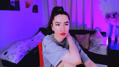 LILY online show from 09-28-25, 07:25