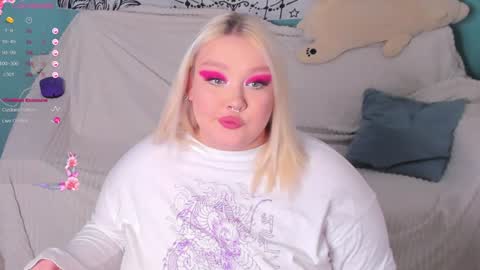 Lily online show from 01-04-25, 12:59