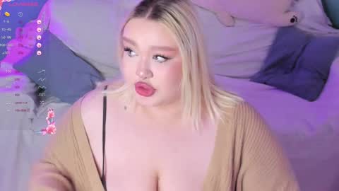 Lily online show from 02-19-25, 01:50