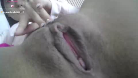 Lilybeth.  online show from 10-06-25, 07:00