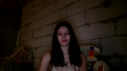 lilycandy_ online show from 02-02-25, 10:17