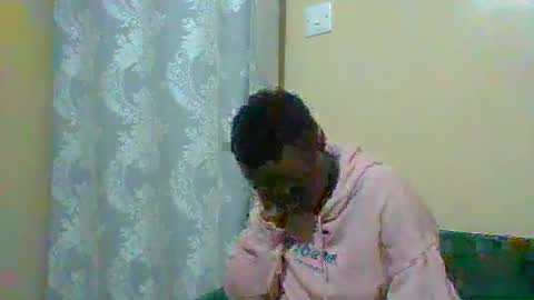 lilycute19 online show from 02-25-26, 08:40