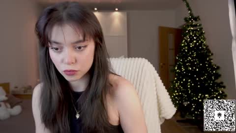 Snapshot of lilyewing_ chatting on 12-16-24, 03:43 Lily   online show from 12-16-24, 03:43