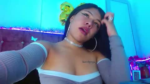 lilyjamesx online show from 02-05-26, 02:54