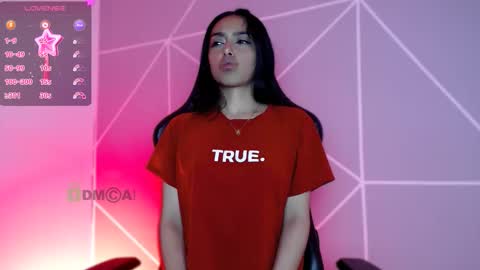 Snapshot of lilylouisee_ chatting on 09-17-25, 10:28 Liliana louise online show from 09-17-25, 10:28