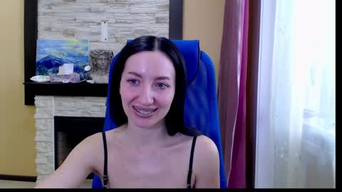 Lily online show from 03-01-25, 07:51