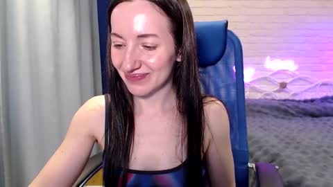 Lily online show from 03-19-26, 05:22