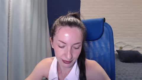 Snapshot of lilymellow chatting on 07-07-26, 09:24 Lily online show from 07-07-26, 09:24