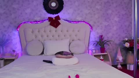      online show from 12-22-24, 07:22