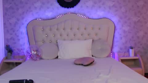      online show from 02-10-25, 07:36