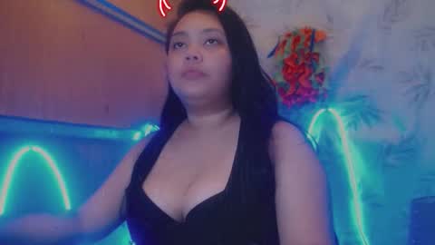 lilyslut143 online show from 02-09-26, 12:53