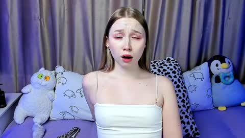 Snapshot of lilystarlight chatting on 01-26-25, 06:28 Lilian online show from 01-26-25, 06:28