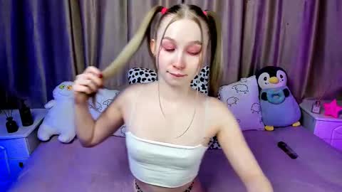 Snapshot of lilystarlight chatting on 03-03-25, 03:52 Lilian online show from 03-03-25, 03:52