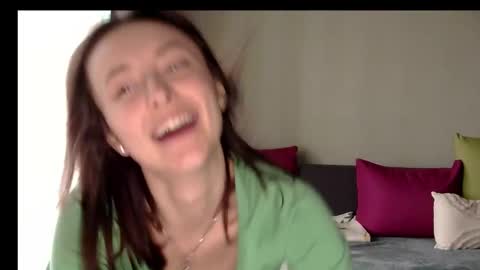 Snapshot of lilyxsky chatting on 01-10-25, 12:15 LilyXSky online show from 01-10-25, 12:15