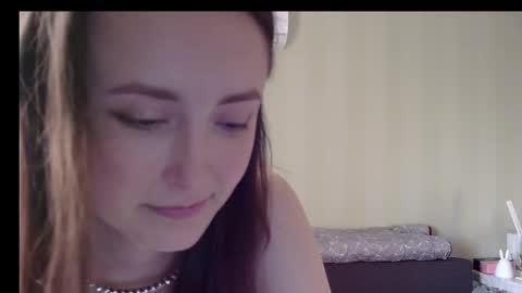 Snapshot of lilyxsky chatting on 02-26-25, 03:30 LilyXSky online show from 02-26-25, 03:30