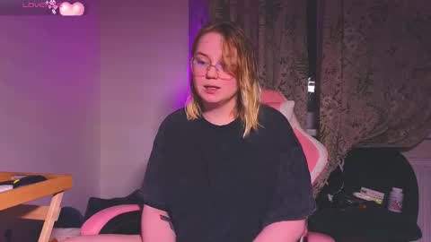 Snapshot of lime_cat chatting on 11-10-25, 01:59 lime cat online show from 11-10-25, 01:59