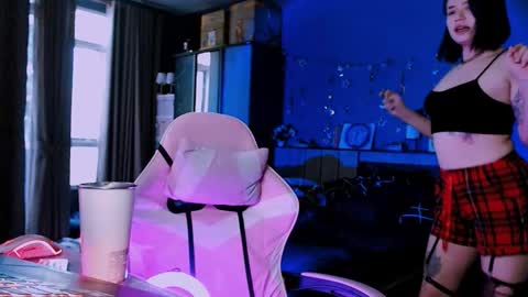 Lina2D tyan online show from 10-02-25, 08:21