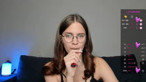 Snapshot of lina_hall chatting on 12-06-24, 11:11 lina hall online show from 12-06-24, 11:11