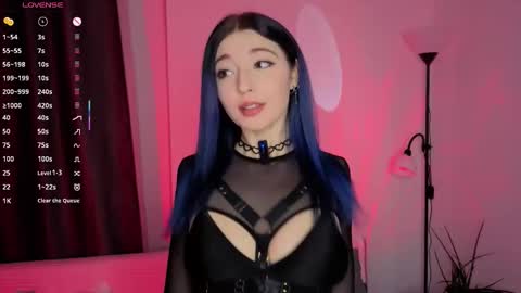 Snapshot of lina_leum chatting on 10-21-25, 03:02 Lina online show from 10-21-25, 03:02