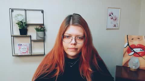 lina_ri online show from 10-30-25, 07:25