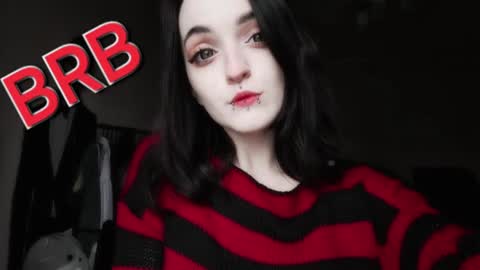 Lina 3  1715622743 online show from 12-10-24, 11:22