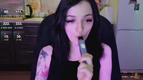 Lina 3  1715622743 online show from 10-04-25, 06:33