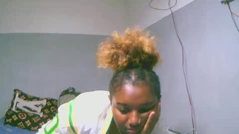 linah1123 online show from 02-10-26, 07:34