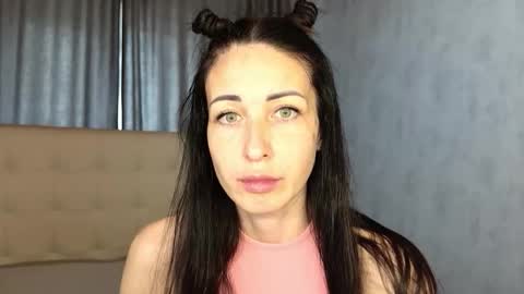 Snapshot of linalivee chatting on 10-14-25, 06:47 LinaLivee online show from 10-14-25, 06:47