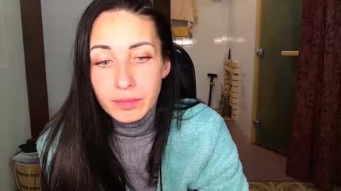 Snapshot of linalivee chatting on 10-24-25, 09:55 LinaLivee online show from 10-24-25, 09:55