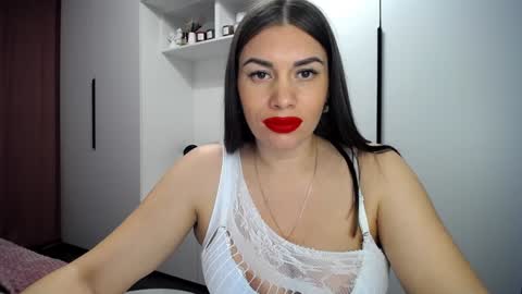 Lina Sparks online show from 12-07-24, 08:05