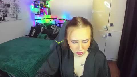 Lina online show from 02-07-26, 10:57