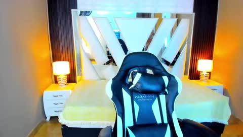  Linda  online show from 11-05-25, 06:52