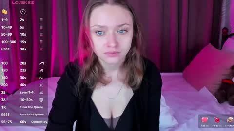 Snapshot of linda__bryant chatting on 12-16-24, 12:48 Linda GMT2 Mon Tu Fri Sa Su 0300am-1000 am online show from 12-16-24, 12:48