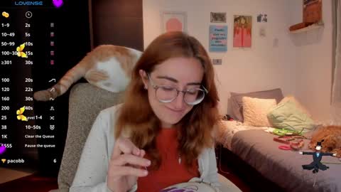 Snapshot of linda_giggle chatting on 12-03-24, 11:02 Giggles  online show from 12-03-24, 11:02