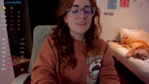 Snapshot of linda_giggle chatting on 12-12-24, 12:38 Giggles  online show from 12-12-24, 12:38