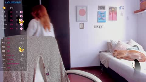 Snapshot of linda_giggle chatting on 12-13-24, 02:05 Giggles  online show from 12-13-24, 02:05