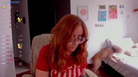 Snapshot of linda_giggle chatting on 01-07-25, 10:08 Giggles  online show from 01-07-25, 10:08