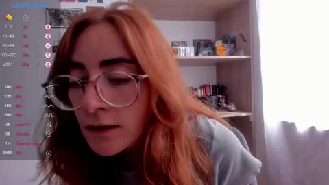 Snapshot of linda_giggle chatting on 02-10-25, 03:21 Giggles  online show from 02-10-25, 03:21