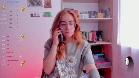 Snapshot of linda_giggle chatting on 02-24-25, 05:09 Giggles  online show from 02-24-25, 05:09