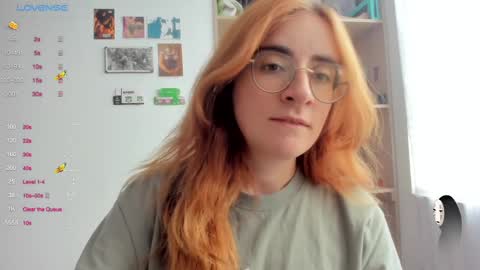 Snapshot of linda_giggle chatting on 03-09-25, 02:10 Giggles  online show from 03-09-25, 02:10