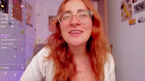 Snapshot of linda_giggle chatting on 09-30-25, 02:55 Giggles  online show from 09-30-25, 02:55