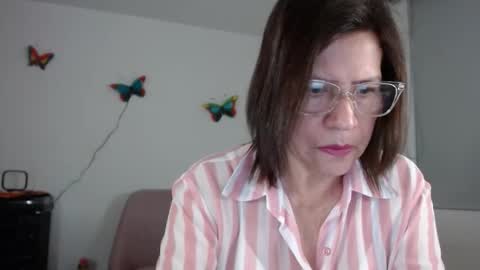 Linda Hanna online show from 10-28-25, 10:08