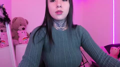 Snapshot of linda_milleer_ chatting on 11-11-25, 08:53 Lindaa maria online show from 11-11-25, 08:53