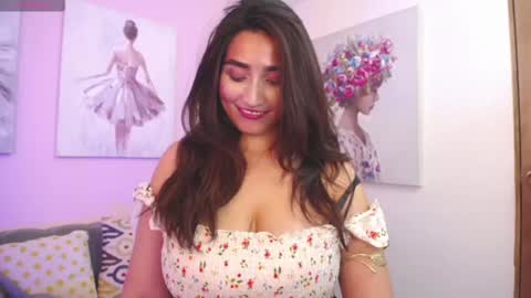 Maria Paula online show from 03-04-25, 03:15
