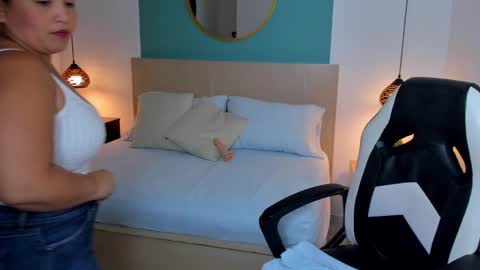 L I N D A online show from 01-09-25, 07:18