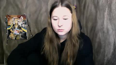 Snapshot of linda_s_ chatting on 09-29-25, 10:09 Linda online show from 09-29-25, 10:09