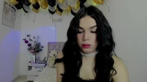   online show from 02-03-25, 03:17